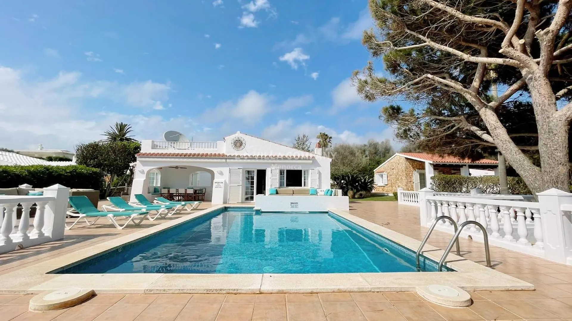 Villa Casa Del Mar Binidali